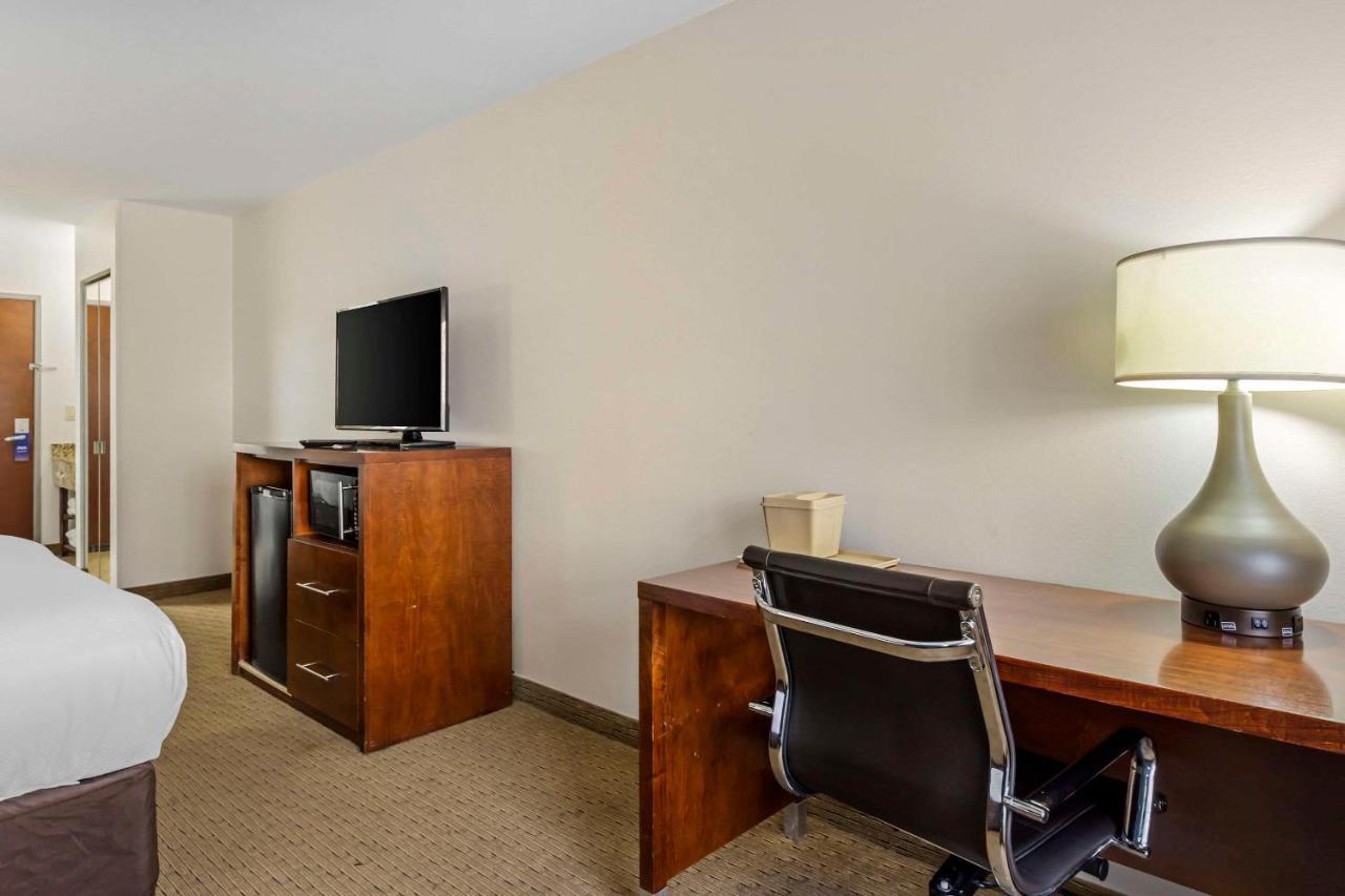 Comfort Clayton I-40 Estalagem