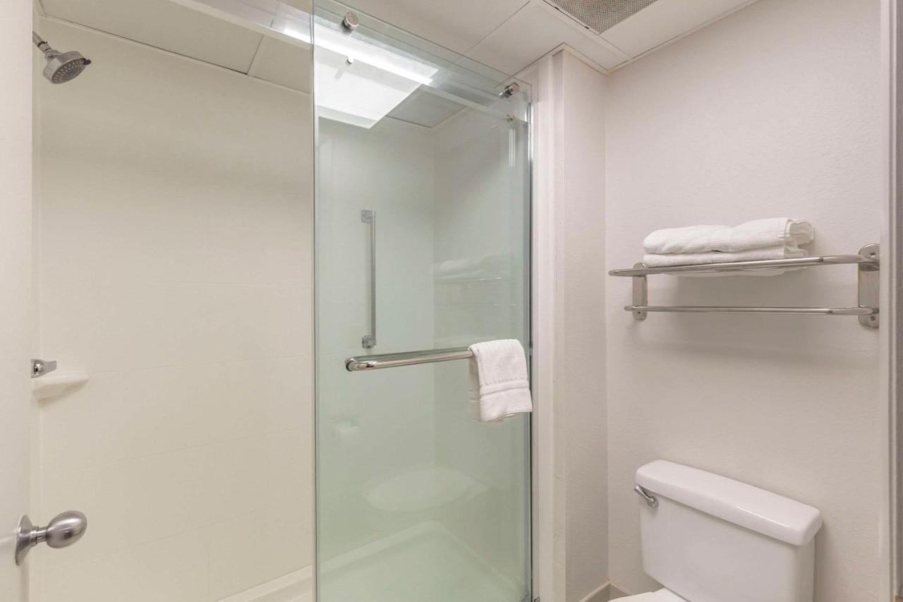 Comfort Clayton I-40 Estalagem 3*