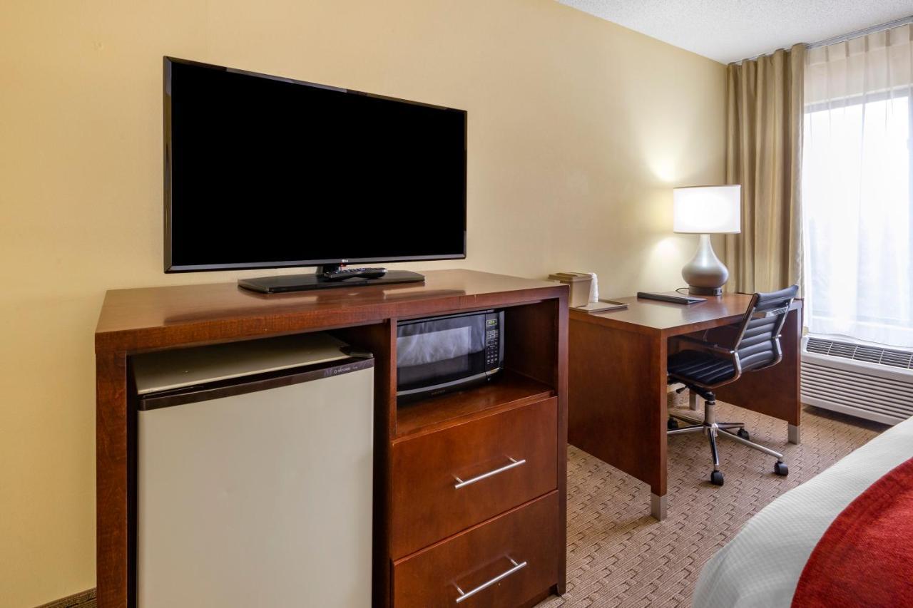 Inn Comfort Clayton I-40 Garner
